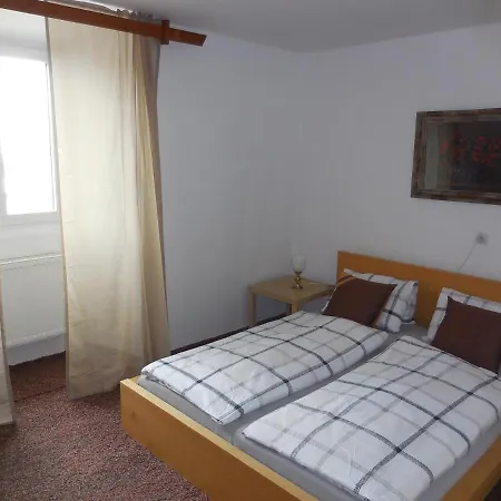 U Zamku Apartment *
